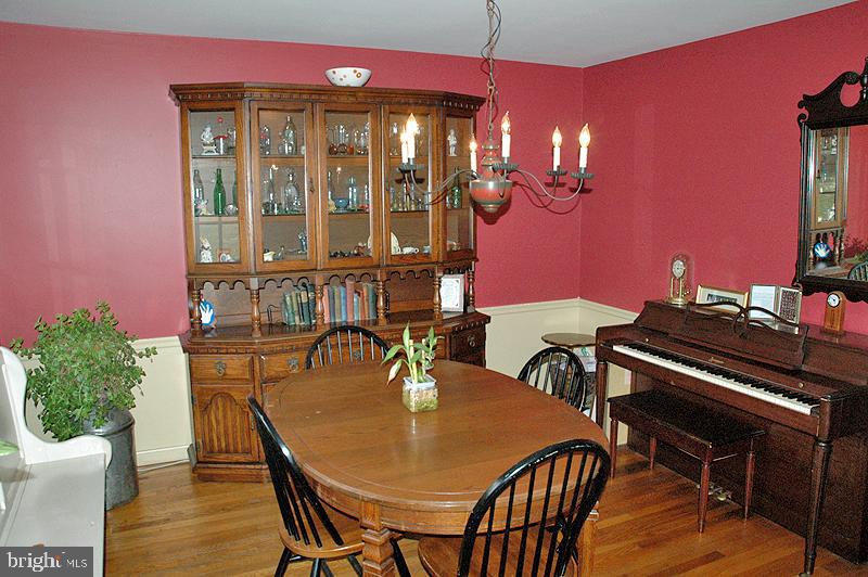 2103 Clover Hill Road Lancaster, PA 17603 - Photo 6 of 13 Gallery Image 6