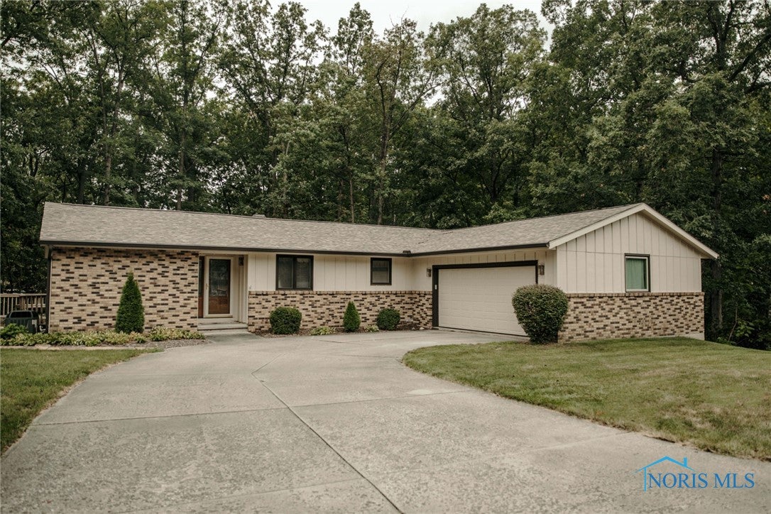 579 3 Rivers Ct. Defiance, OH 43512 - Photo 1 of 25 Gallery Image 1