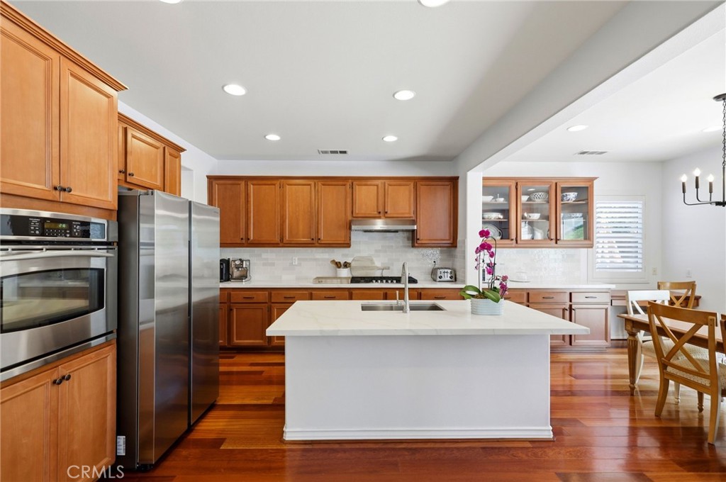 17213 Noble View Circle Riverside, CA 92503 - Photo 9 of 52
