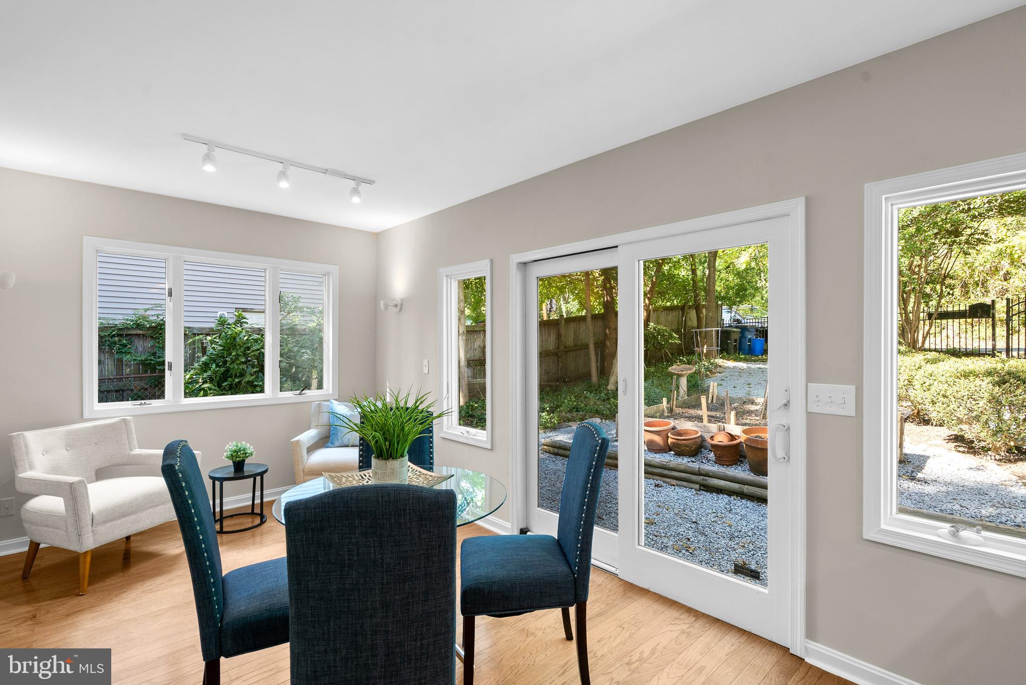 35 Ericsson Road Cabin John, MD 20818 - Photo 13 of 46 Dining & Sitting Room