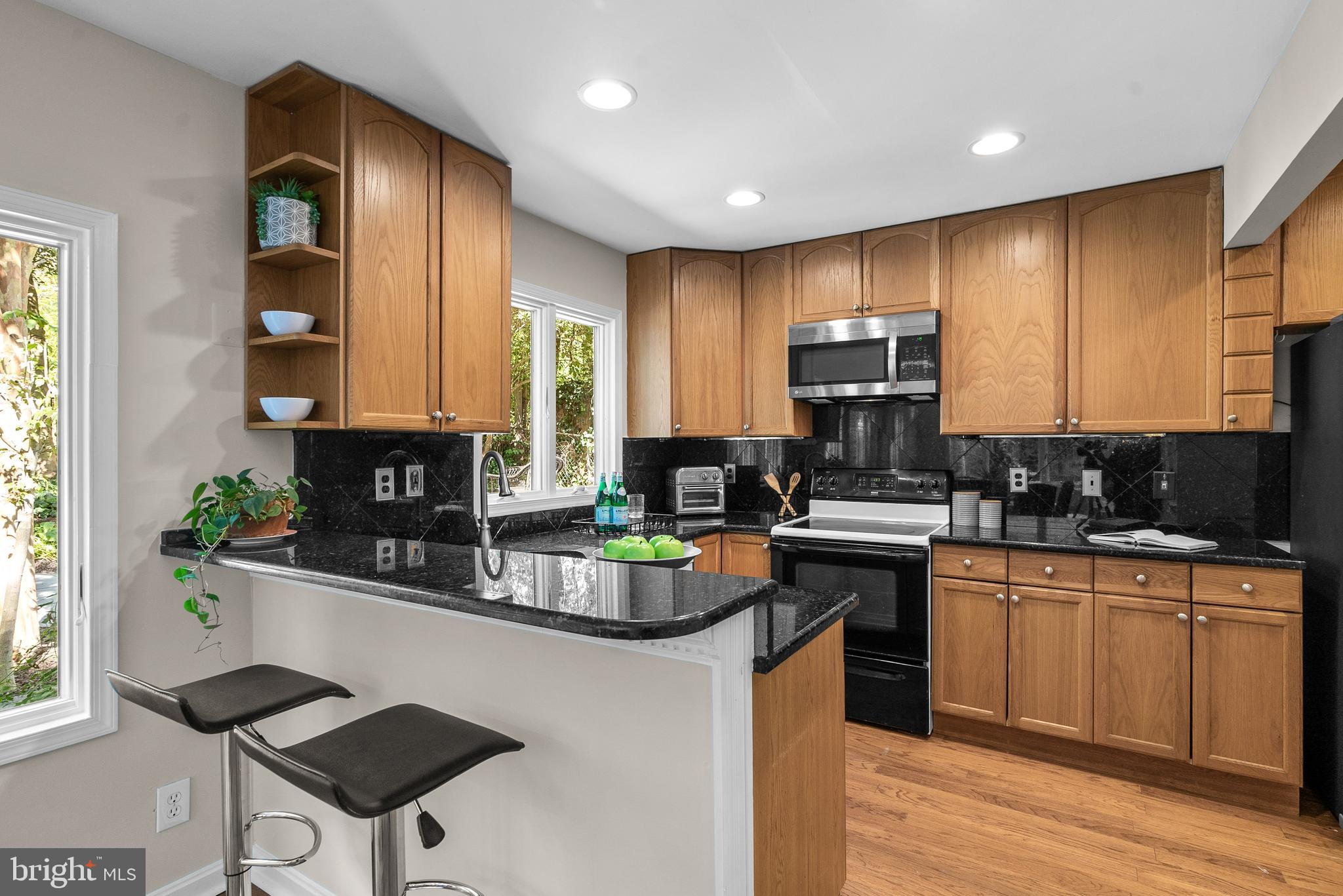 35 Ericsson Road Cabin John, MD 20818 - Photo 16 of 46 Kitchen