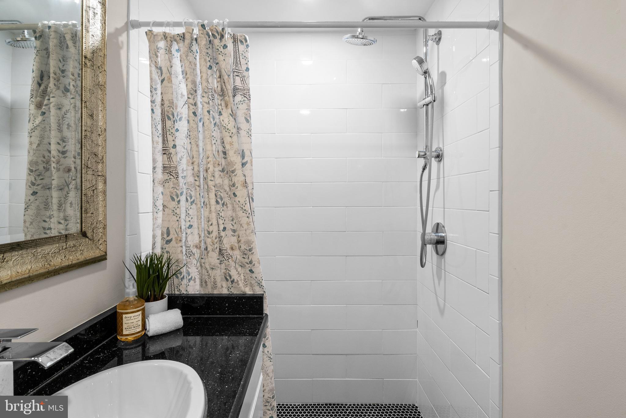 35 Ericsson Road Cabin John, MD 20818 - Photo 19 of 46 Bathroom #1