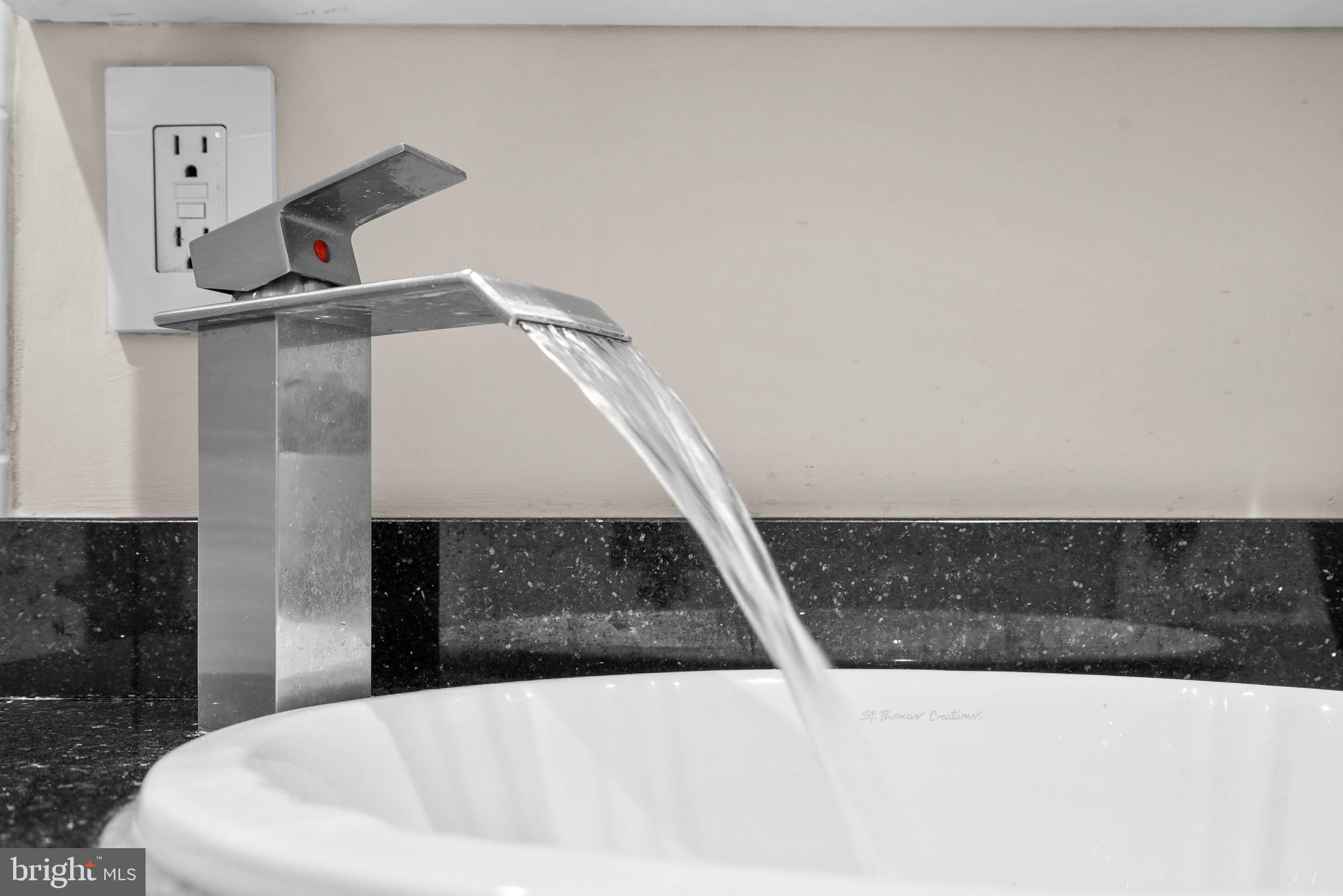 35 Ericsson Road Cabin John, MD 20818 - Photo 27 of 46 Bathroom #2