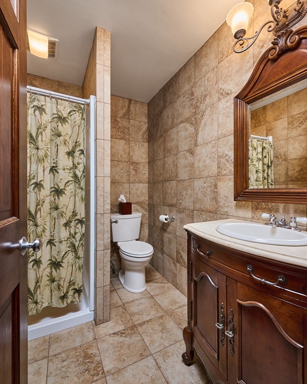 238 Dox Road Westfield, MA 01085 - Photo 13 of 31