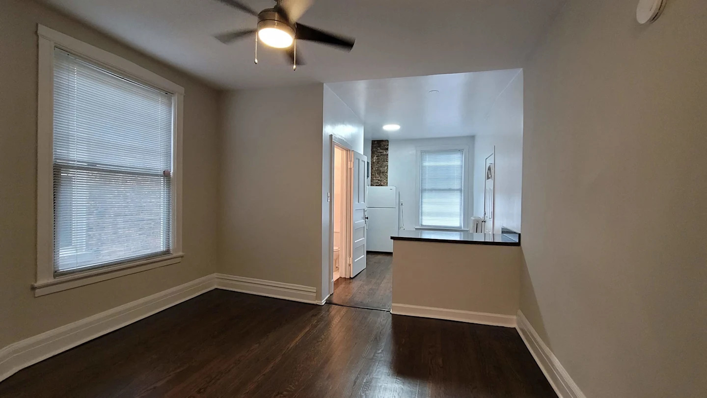 Undisclosed Address Chicago, IL 60613 - Photo 6 of 17