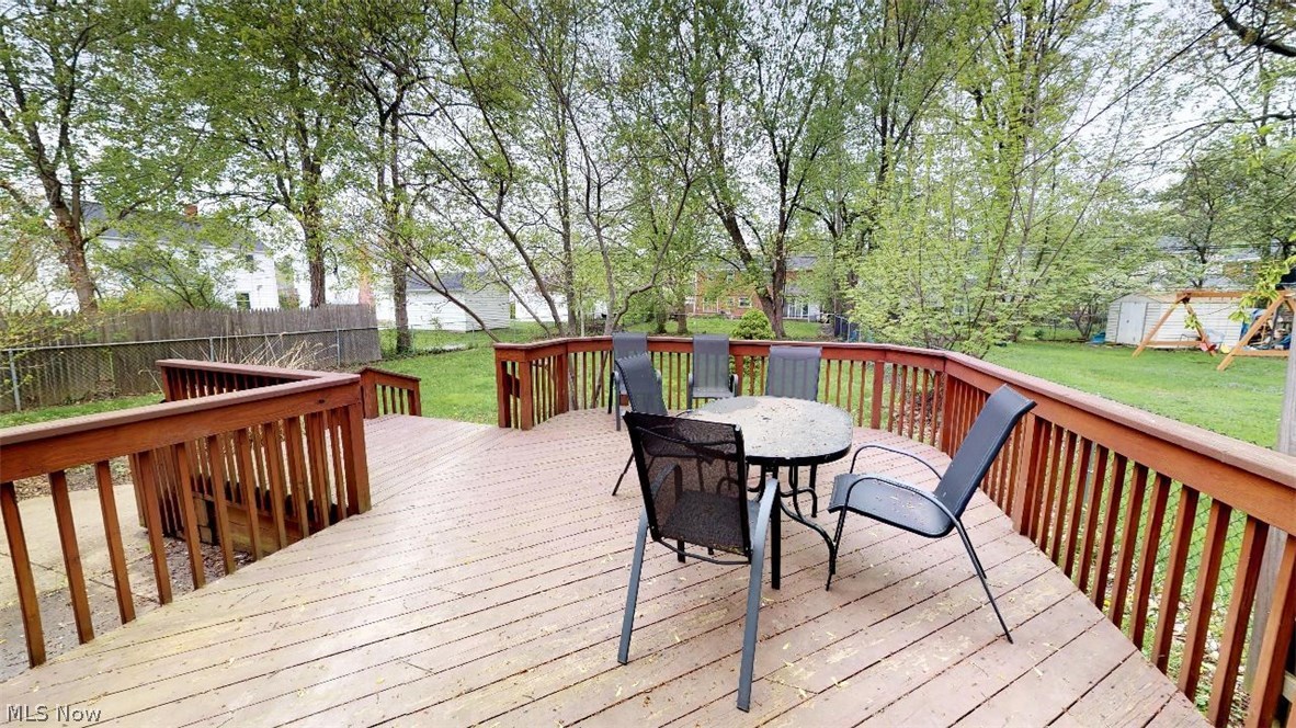 4585 Mackall Road South Euclid, OH 44121 - Photo 19 of 23