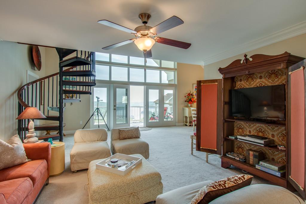 7100 Dale Ridge Road Lancaster, TN 38569 - Photo 3 of 29 Enjoy the lake view from every angle!
