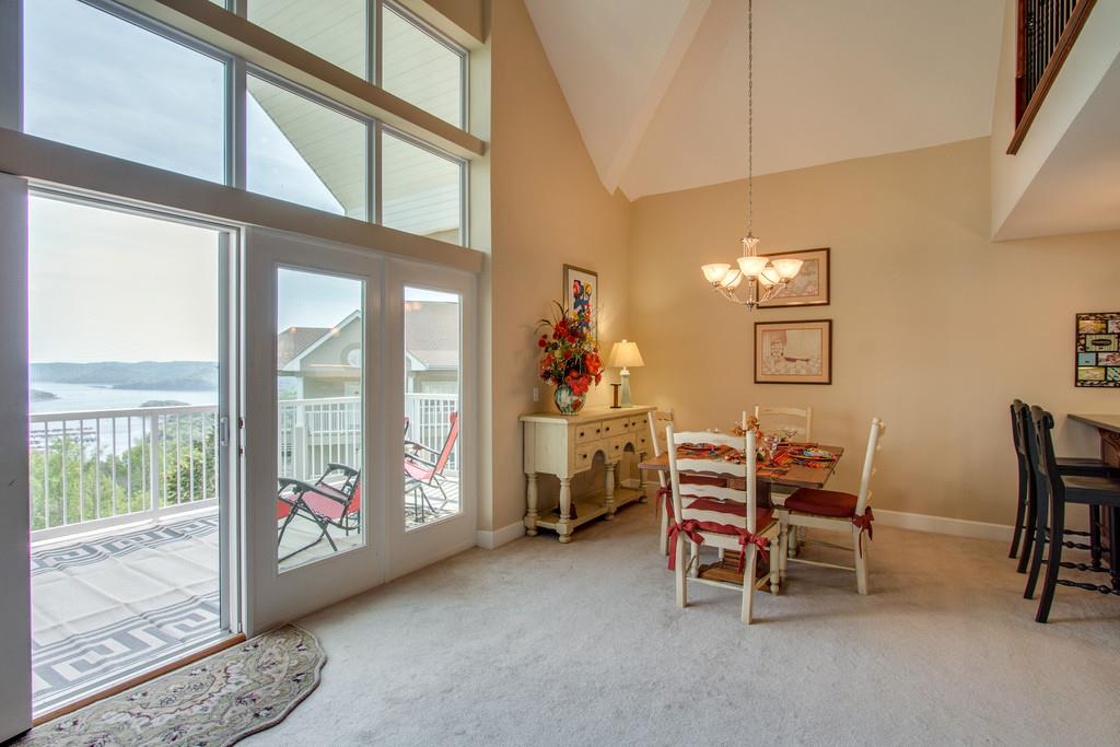 7100 Dale Ridge Road Lancaster, TN 38569 - Photo 4 of 29 So much space to entertain your loved ones!