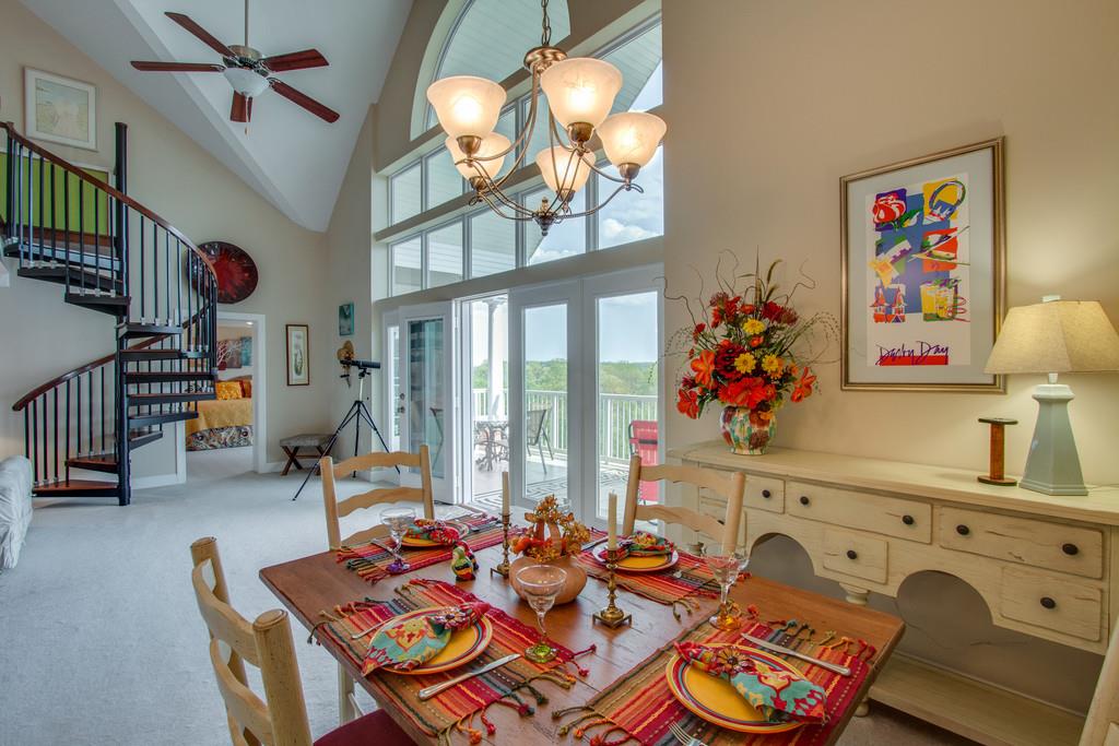 7100 Dale Ridge Road Lancaster, TN 38569 - Photo 5 of 29 The dining room flows smoothly from the living area