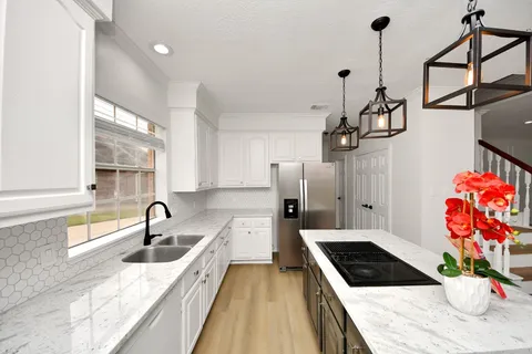 $725,000 | 4210 Alcorn Glen Lane, Sugar Land, TX 77479