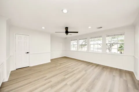 $725,000 | 4210 Alcorn Glen Lane, Sugar Land, TX 77479