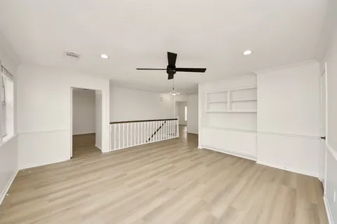 $725,000 | 4210 Alcorn Glen Lane, Sugar Land, TX 77479