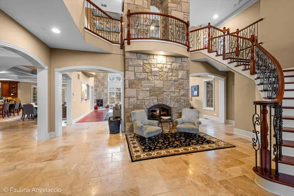 $3,750,000 | 414 Dana Lane, Barrington Hills, IL 60010