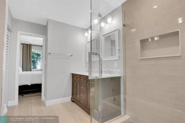 $428,000 | 1869 Northeast 15th Avenue, Unit 1869, Fort Lauderdale, FL 33305