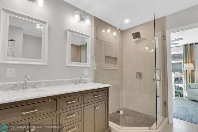 $428,000 | 1869 Northeast 15th Avenue, Unit 1869, Fort Lauderdale, FL 33305