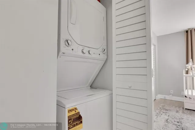 $428,000 | 1869 Northeast 15th Avenue, Unit 1869, Fort Lauderdale, FL 33305