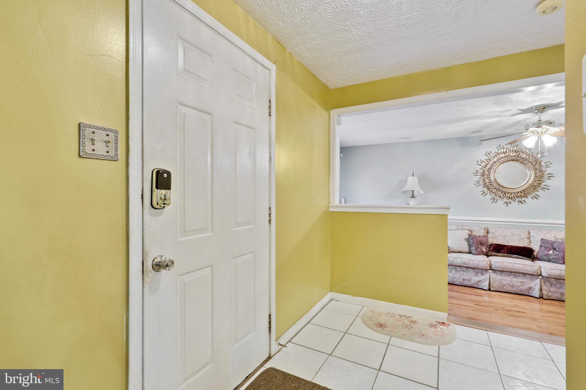 3207 Northmont Road Baltimore, MD 21244 - Photo 2 of 46
