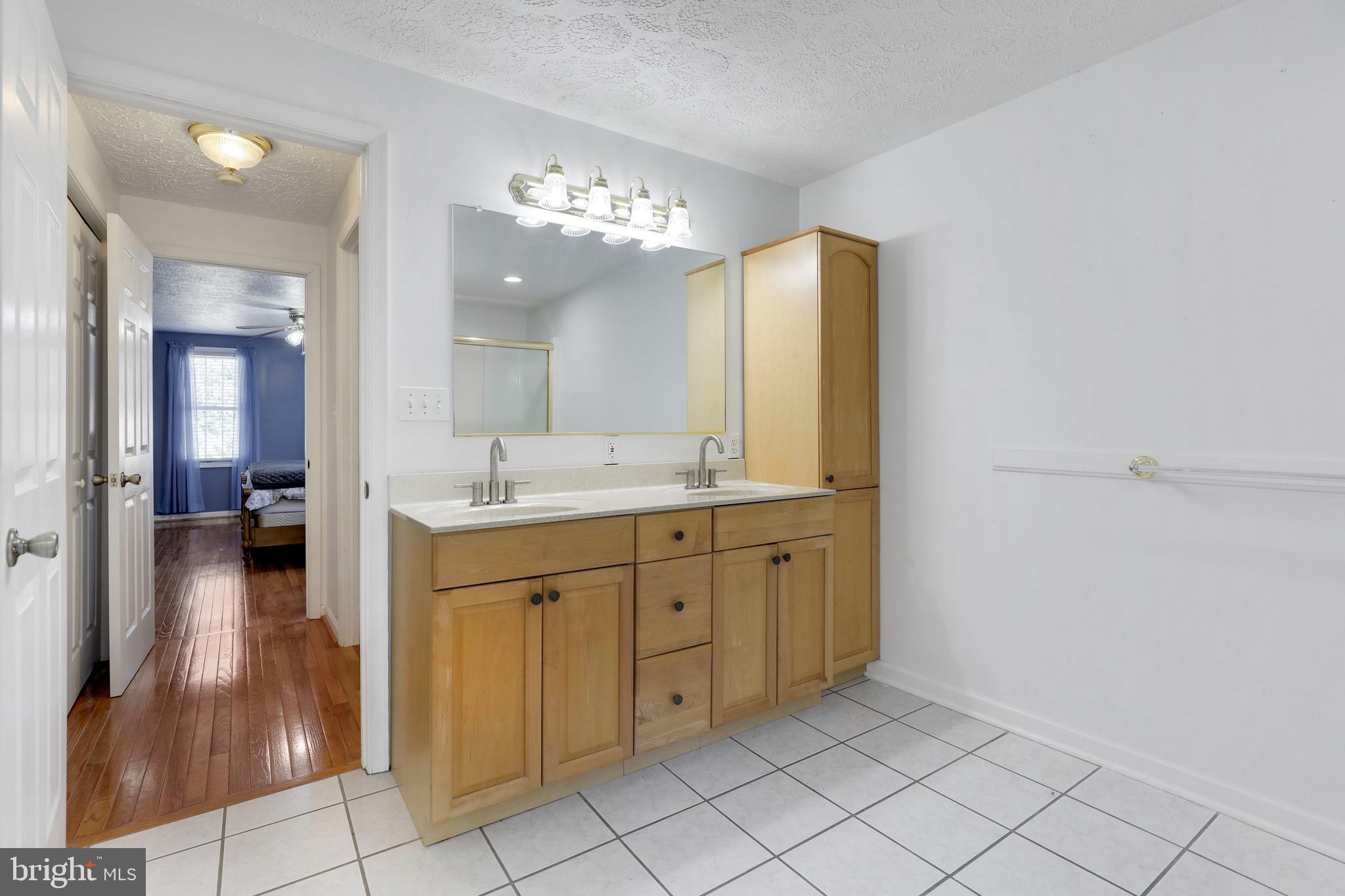 3207 Northmont Road Baltimore, MD 21244 - Photo 34 of 46 Owner's Bathroom