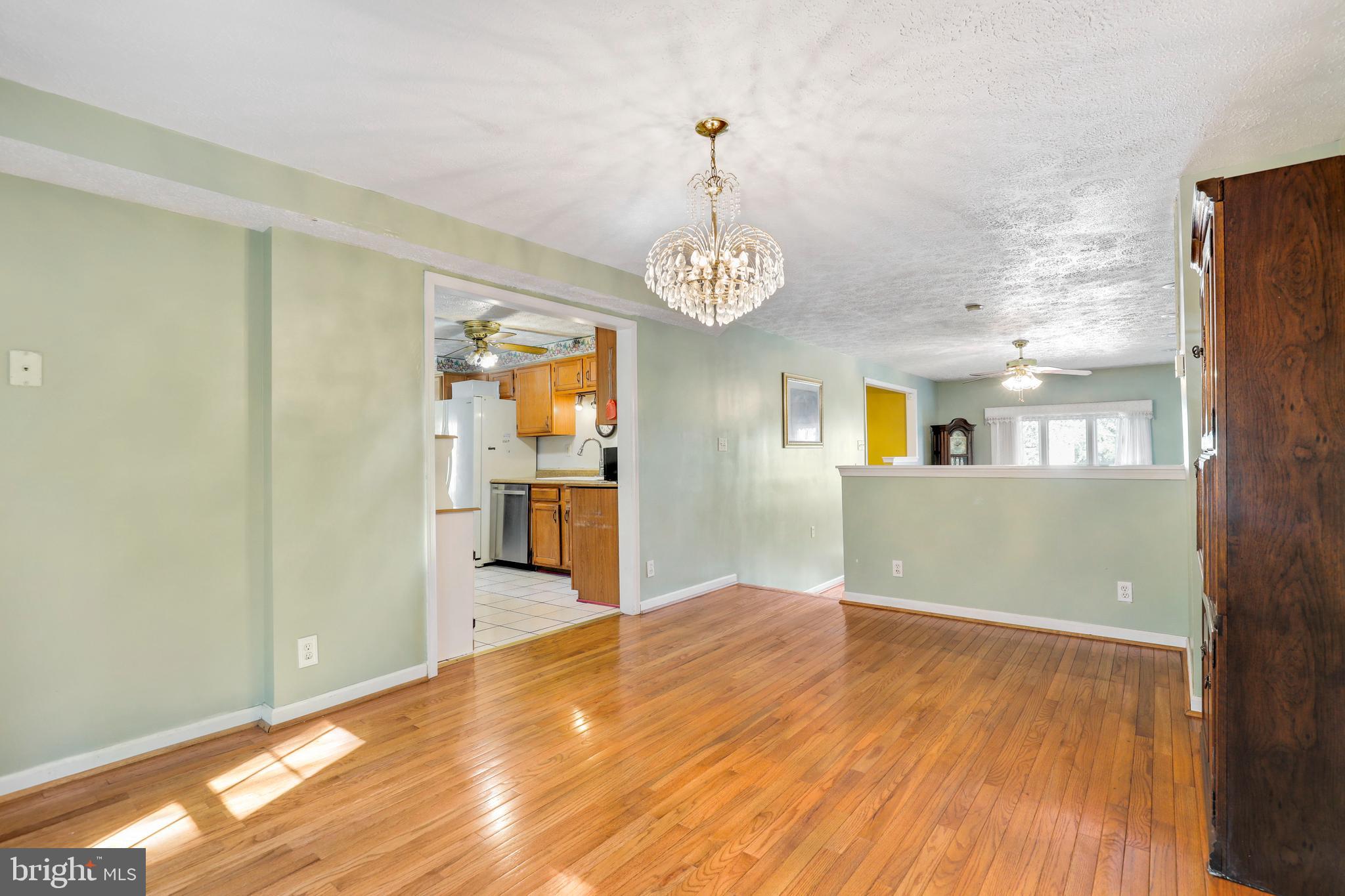 3207 Northmont Road Baltimore, MD 21244 - Photo 9 of 46 Dining Room