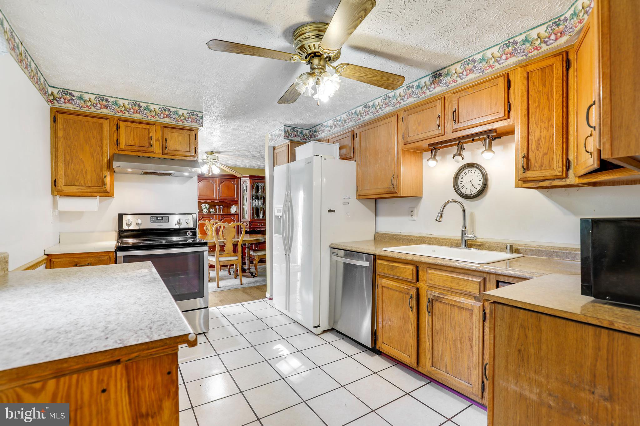 3207 Northmont Road Baltimore, MD 21244 - Photo 10 of 46