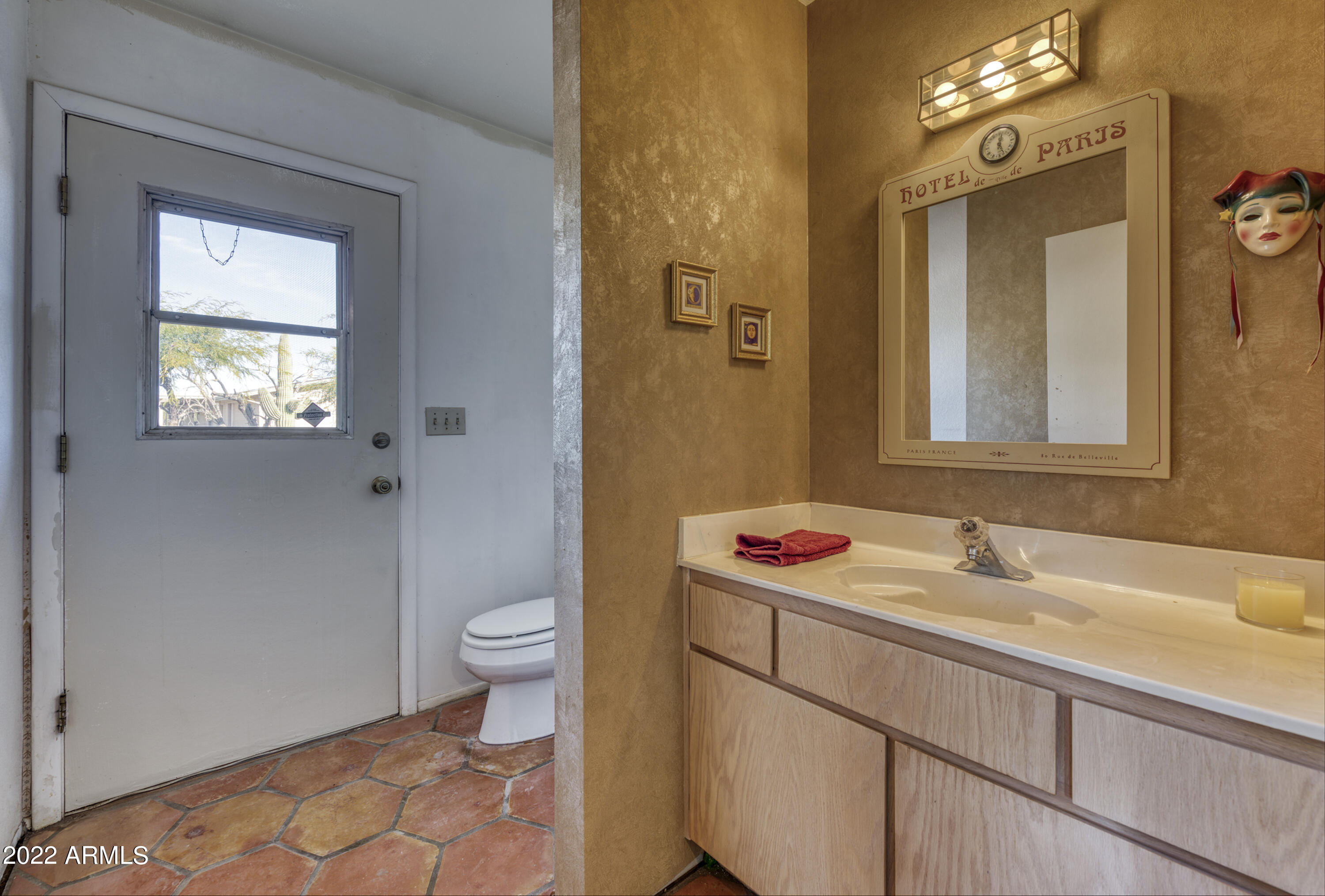 31601 North 168th Street Rio Verde, AZ 85263 - Photo 15 of 27 Half Bath attached to Bedroom 2