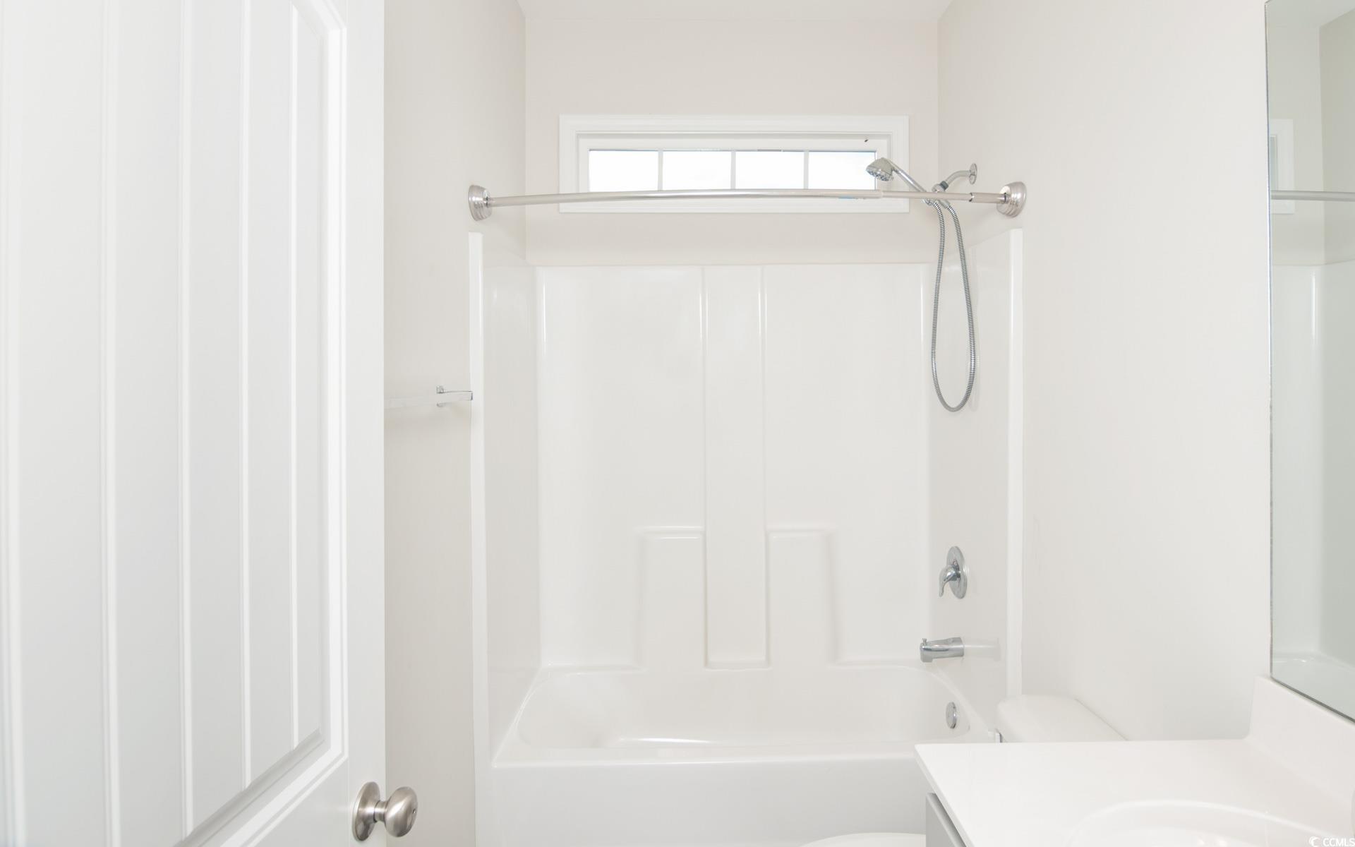 531 Charlton Boulevard Georgetown, SC 29440 - Photo 13 of 19 Full bath featuring vanity and shower / tub combination