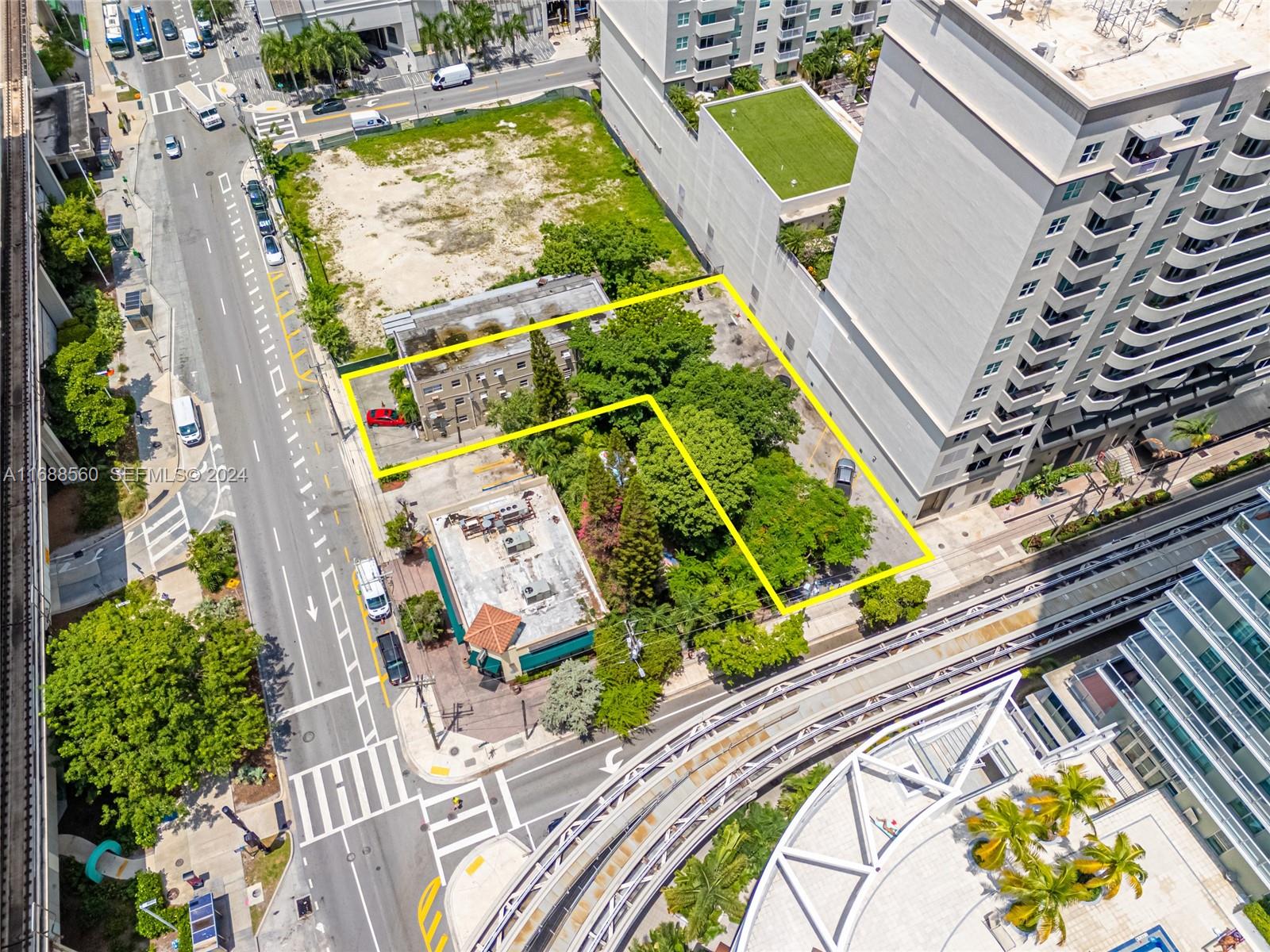75 Southwest 11th Street Miami, FL 33130 - Photo 12 of 16 Photo 12