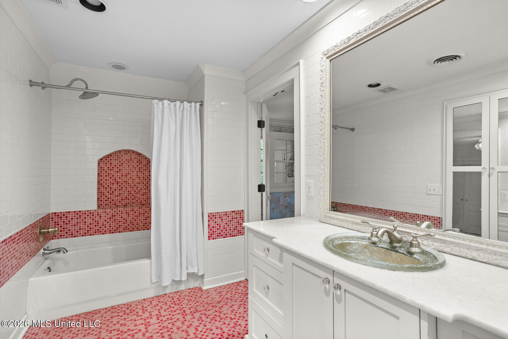 3838 Redbud Road Jackson, MS 39216 - Photo 27 of 32 3838 Redbud_jhookphotos-44