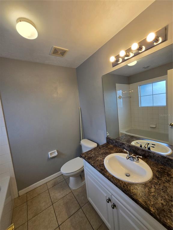 1571 Northwest 29 Road, Unit 6 Gainesville, FL 32605 - Photo 12 of 28