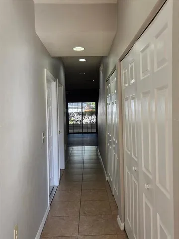 $1,650 | 1571 Northwest 29 Road, Unit 6, Gainesville, FL 32605