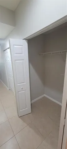 $1,650 | 1571 Northwest 29 Road, Unit 6, Gainesville, FL 32605