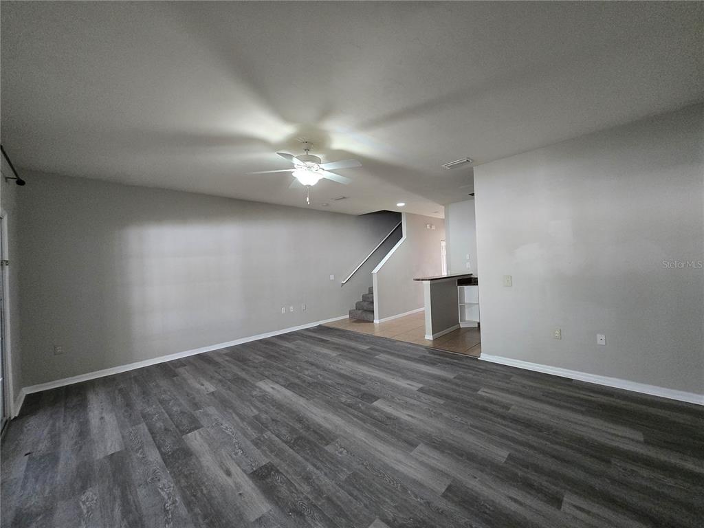 1571 Northwest 29 Road, Unit 6 Gainesville, FL 32605 - Photo 4 of 28