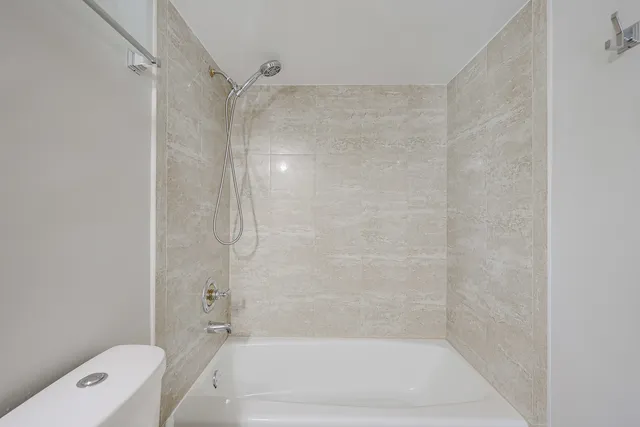 $660,000 | 7549 Banks Street, Justice, IL 60458