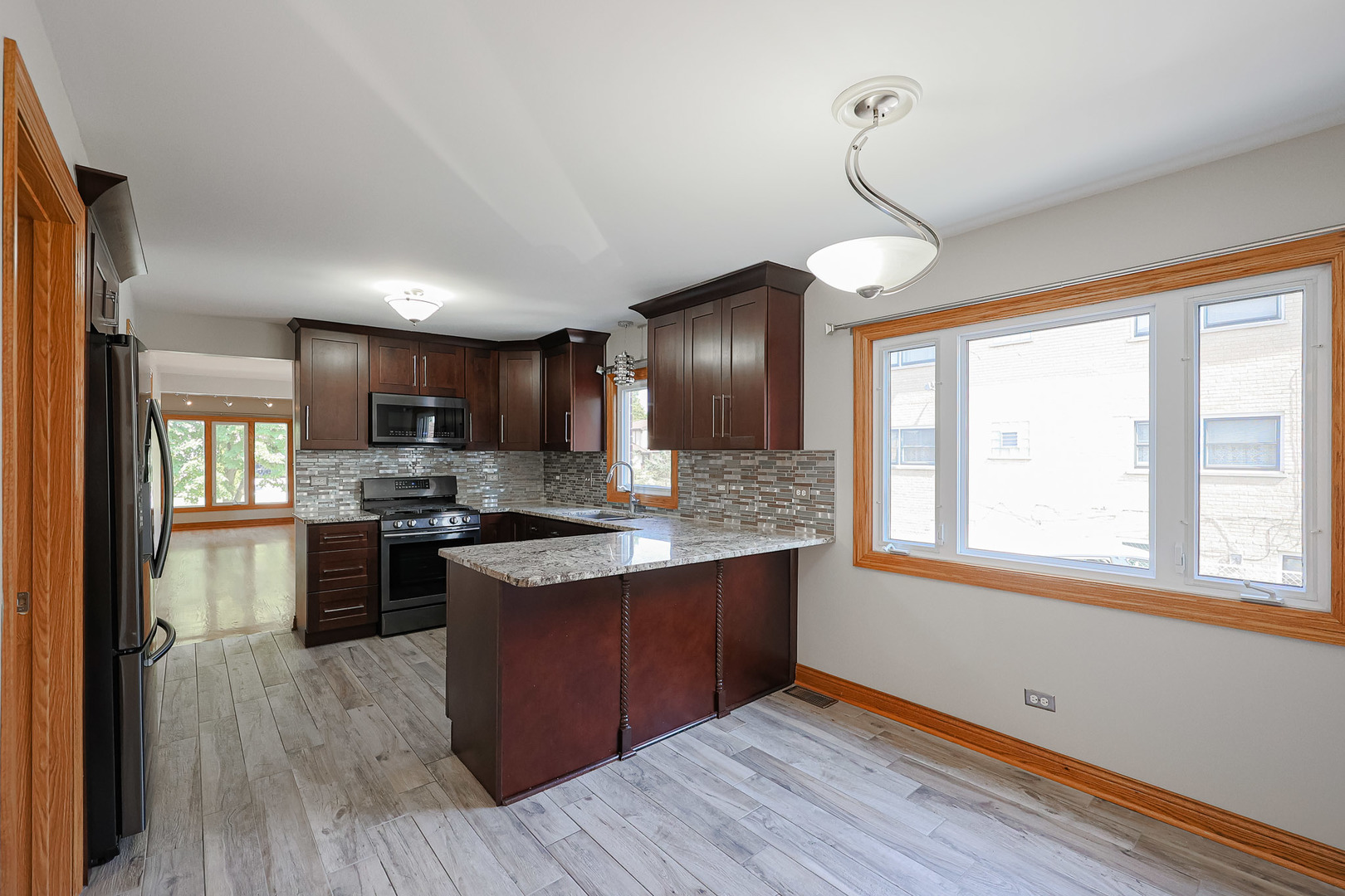 7549 Banks Street Justice, IL 60458 - Photo 26 of 82