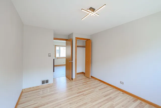 $660,000 | 7549 Banks Street, Justice, IL 60458