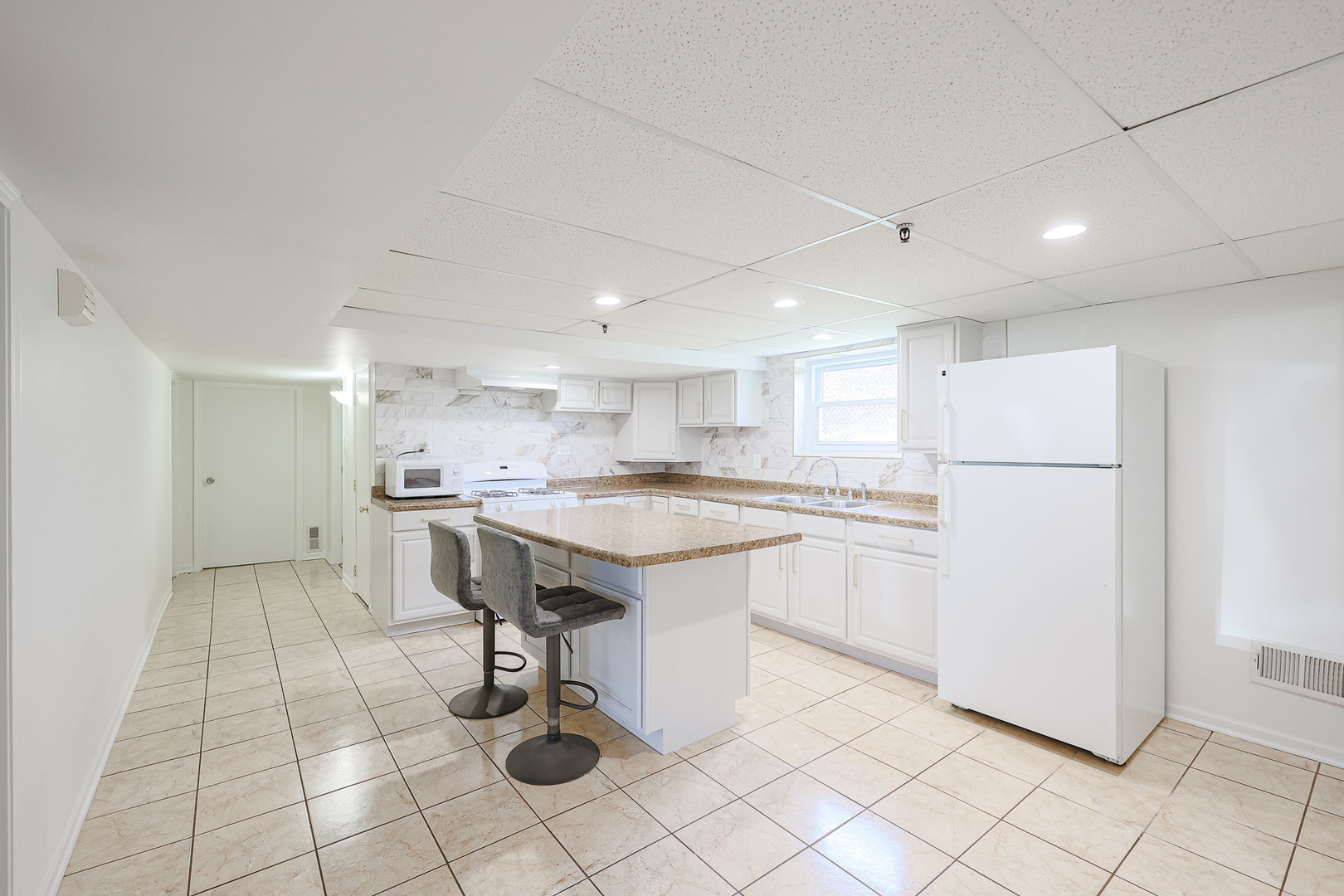 7549 Banks Street Justice, IL 60458 - Photo 56 of 82