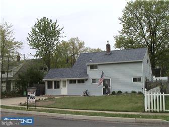 42 Grapevine Road Levittown, PA 19057 - Photo 1 of 8