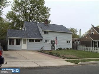 42 Grapevine Road Levittown, PA 19057 - Photo 2 of 8