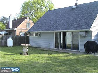 42 Grapevine Road Levittown, PA 19057 - Photo 8 of 8
