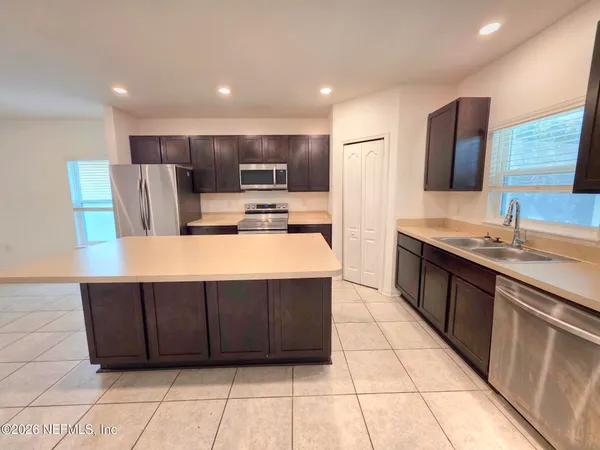 $1,850 | 734 Bent Baum Road, Jacksonville, FL 32205