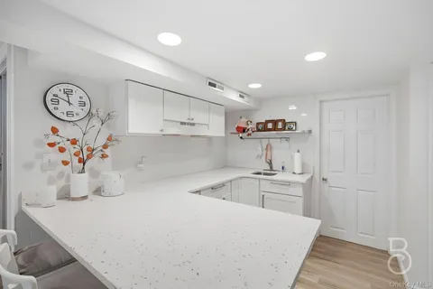 $1,499,000 | 20-46 33rd Street | Astoria
