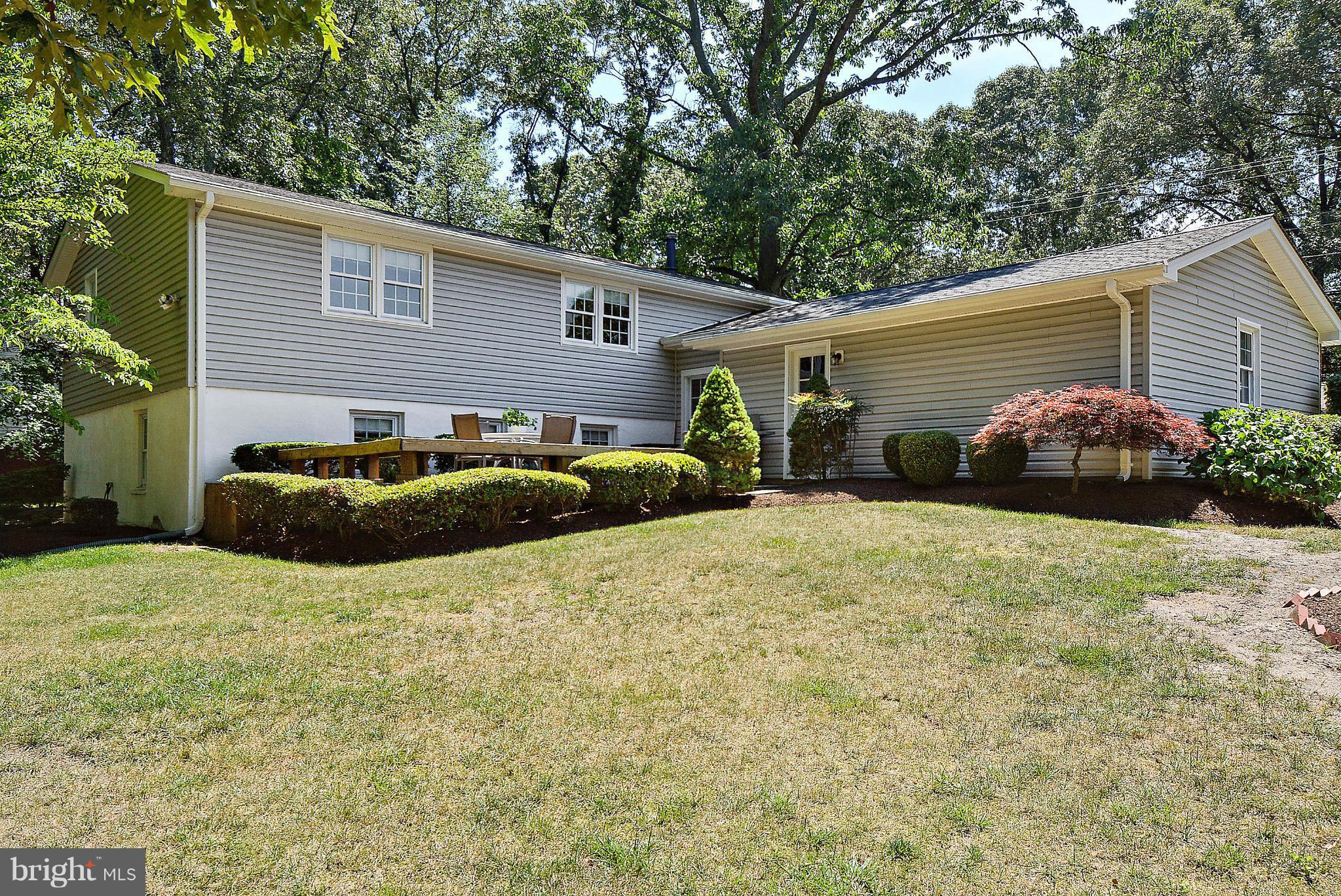 221 Hickory Point Road Pasadena, MD 21122 - Photo 3 of 30 Exterior (Rear)