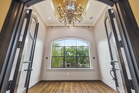 $1,699,000 | 4601 Birch Street, Bellaire, TX 77401