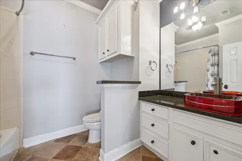 $1,699,000 | 4601 Birch Street, Bellaire, TX 77401