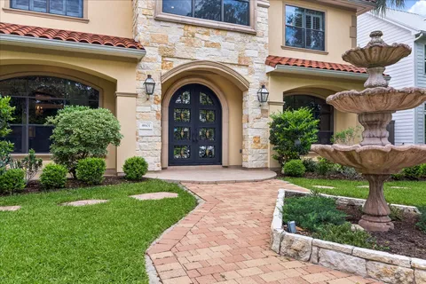 $1,699,000 | 4601 Birch Street, Bellaire, TX 77401