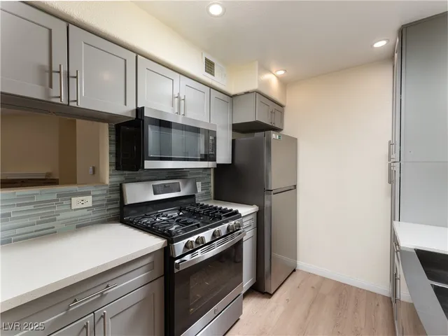 $185,000 | 3318 North Decatur Boulevard, Unit 2149, Las Vegas, NV 89130