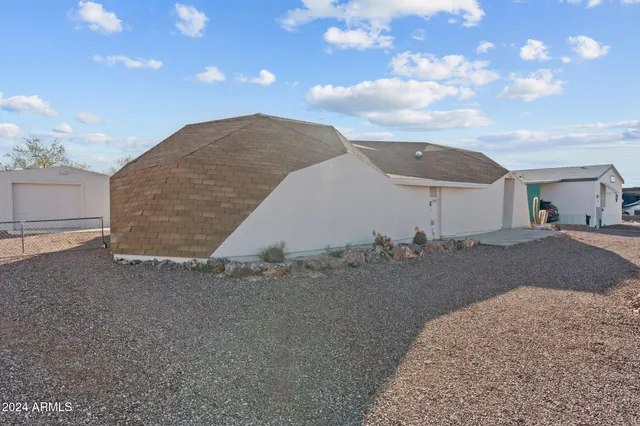 $249,000 | 30857 Wandering Way, Congress, AZ 85332