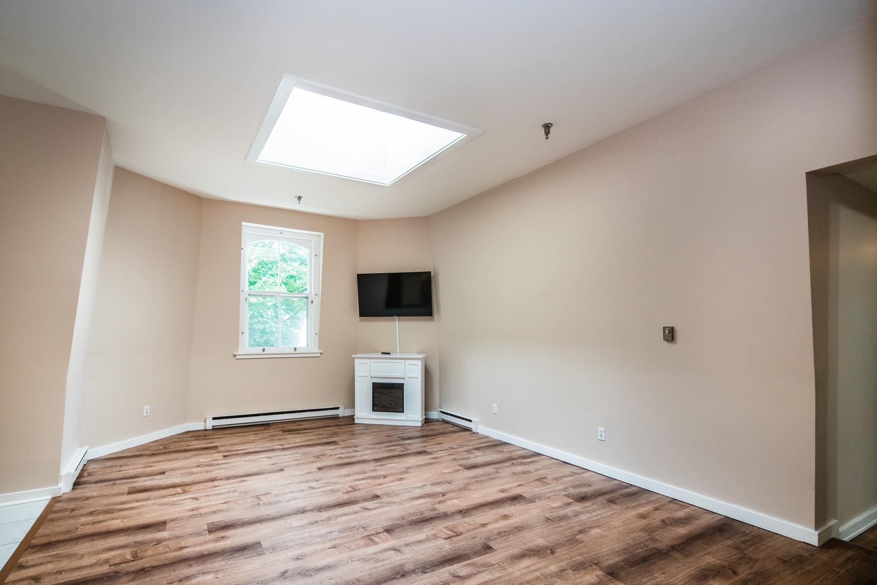 24 South Main Street, Unit 6 Rutland, VT 05701 - Photo 17 of 21