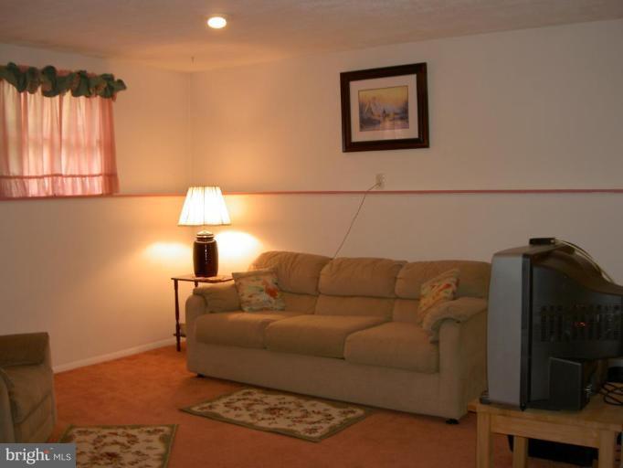 5413 Balistan Road Rosedale, MD 21237 - Photo 17 of 19 Family Room