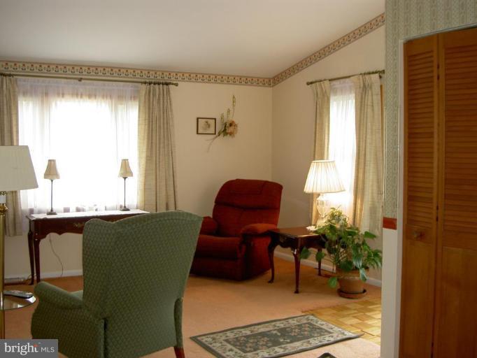 5413 Balistan Road Rosedale, MD 21237 - Photo 7 of 19 Living Room